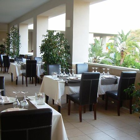 Hotel Montera Plaza Лос-Барріос Ресторан фото